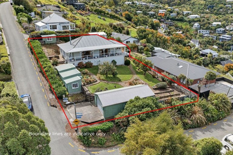Photo of property in 12 Ross Terrace, Lyttelton, 8082