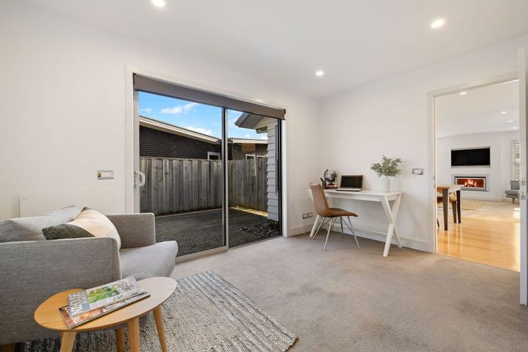 Photo of property in 57 Howards Drive, Lake Hayes, Queenstown, 9304