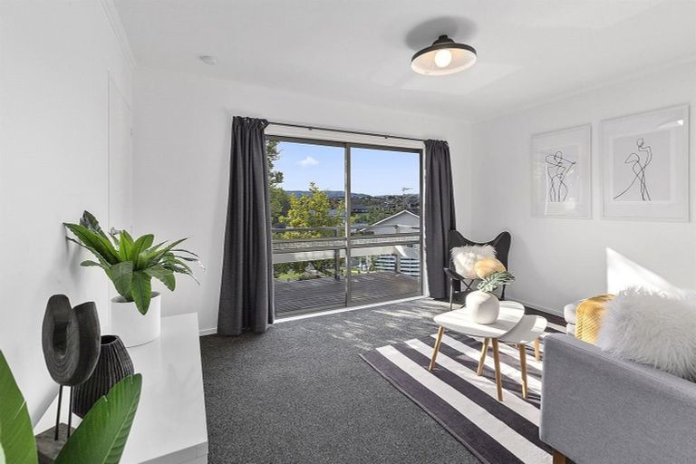 Photo of property in 9 Halyard Place, Whitby, Porirua, 5024