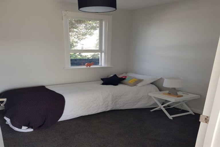 Photo of property in 198 Pacific Drive, Fitzherbert, Palmerston North, 4410