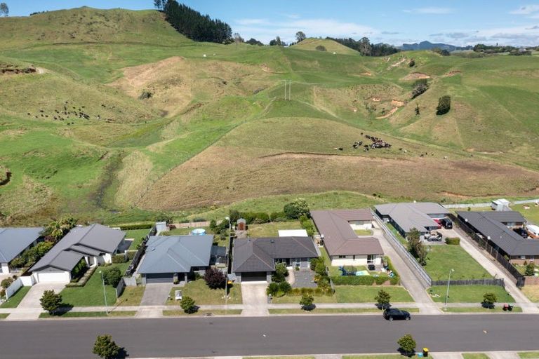 Photo of property in 224 Ballintoy Park Drive, Welcome Bay, Tauranga, 3175
