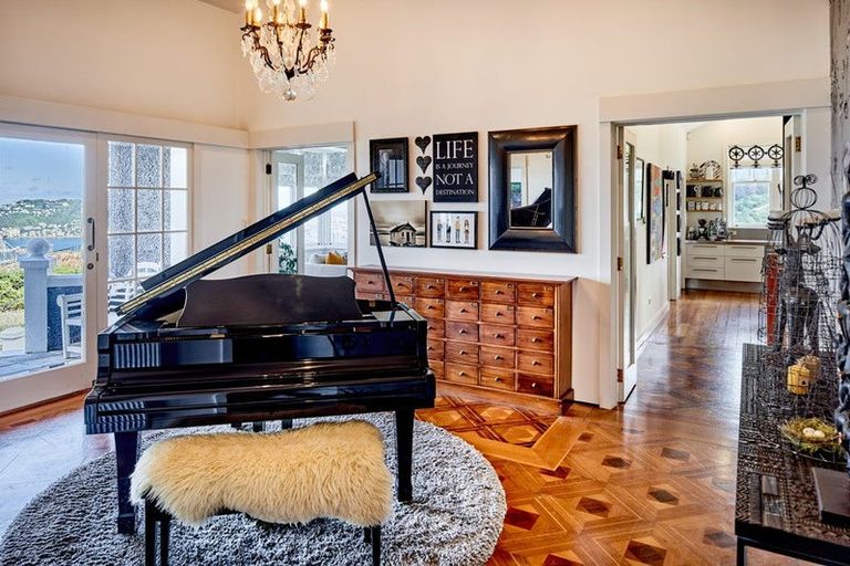 Photo of property in 19 Anne Street, Wadestown, Wellington, 6012