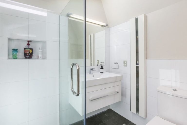 Photo of property in 7 Chisenhall Street, Karori, Wellington, 6012