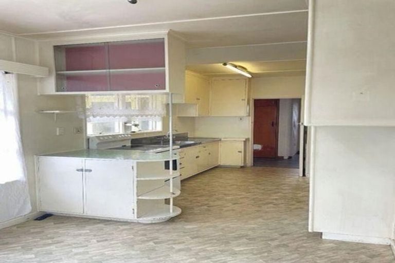 Photo of property in 6 Beatty Road, Pukekohe, 2120
