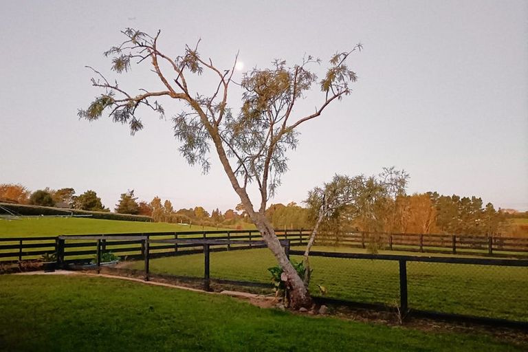 Photo of property in 4 Berkers Road, Ngahinapouri, Hamilton, 3290