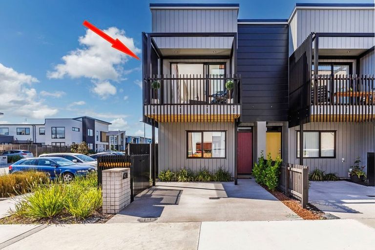 Photo of property in 62 Mapou Road, Hobsonville, Auckland, 0616