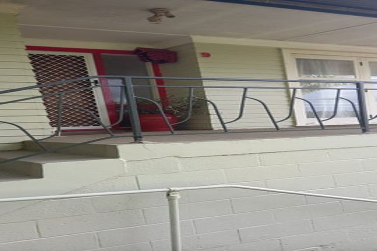 Photo of property in 9 Nandana Drive, Glen Eden, Auckland, 0602