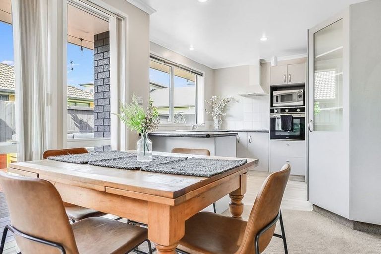 Photo of property in 14 Parkside Drive, Huntington, Hamilton, 3210