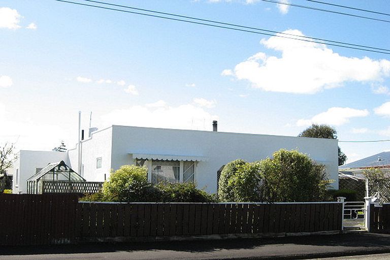 Photo of property in 20 Signal Street, Marton, 4710