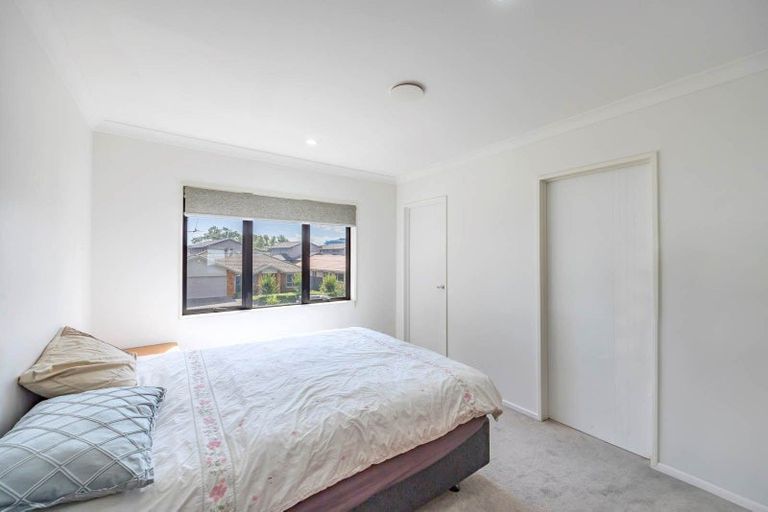 Photo of property in 8a Mahon Place, Papatoetoe, Auckland, 2025