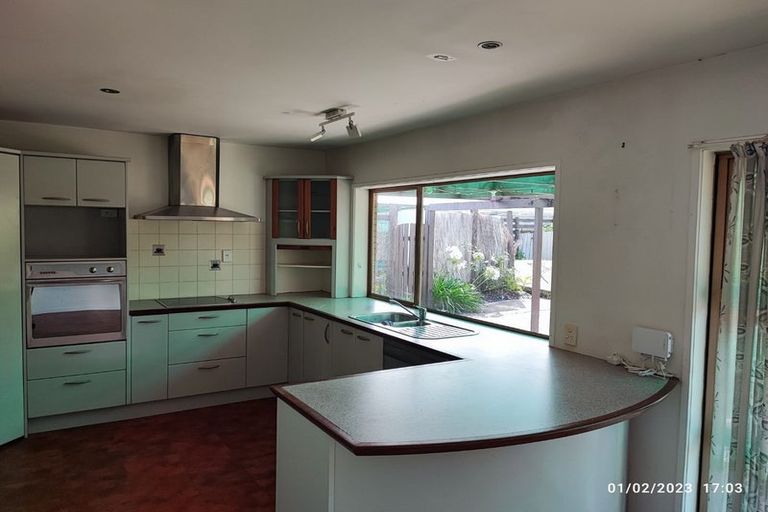 Photo of property in 55 Walworth Avenue, Pakuranga Heights, Auckland, 2010
