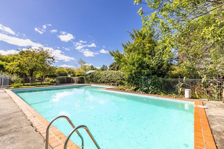 Photo of property in 11 Cook Street, Waipukurau, 4200