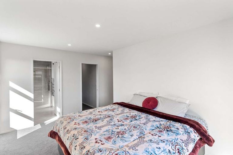 Photo of property in 14 Lewis Crescent, Rolleston, 7614