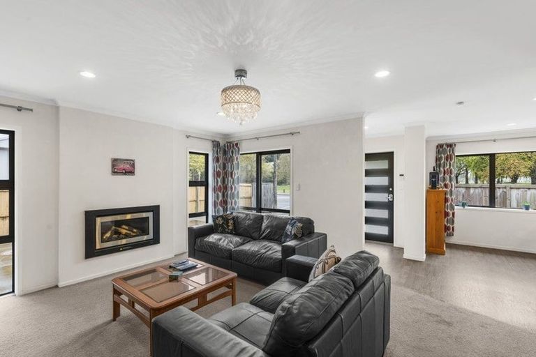 Photo of property in 160 Travis Road, New Brighton, Christchurch, 8083