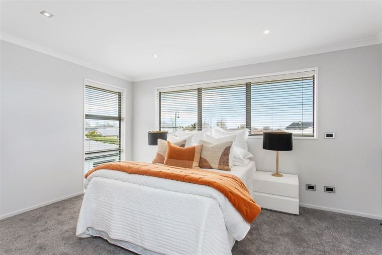 Photo of property in 7 Brookwater Avenue, Northwood, Christchurch, 8051