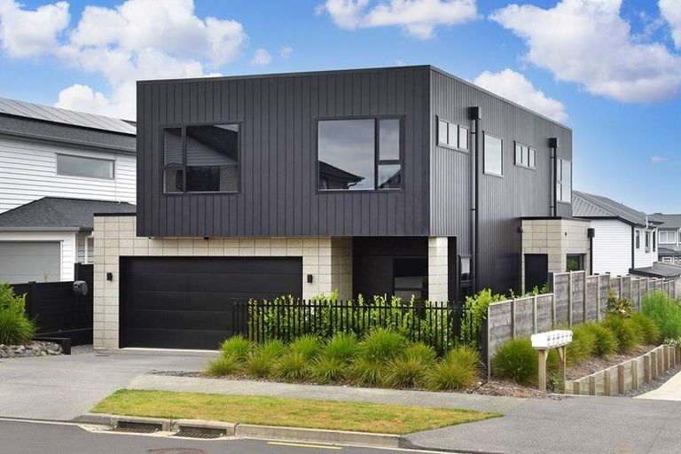 Photo of property in 58 Hayfield Way, Karaka, Papakura, 2113