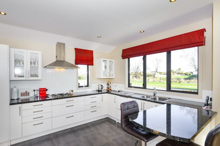 Photo of property in 547 Ikanui Road, Frimley, Hastings, 4120