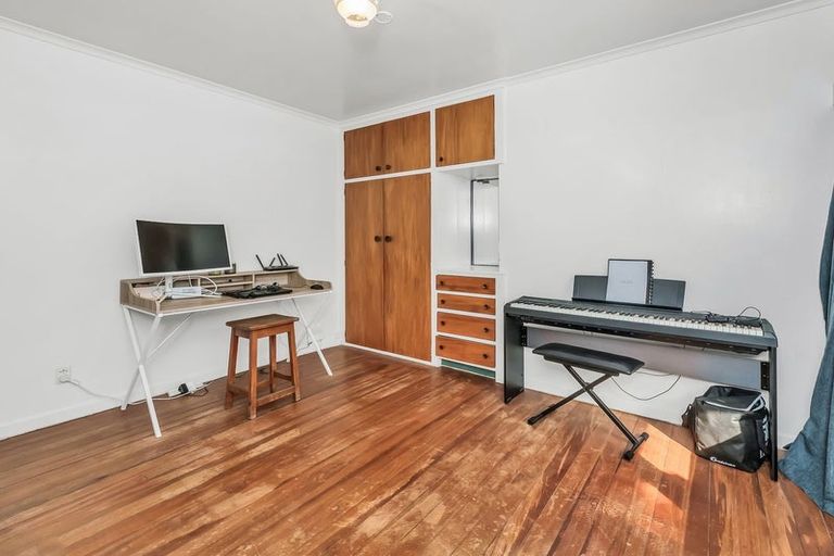 Photo of property in 8 Fatima Street, Redwood, Christchurch, 8051