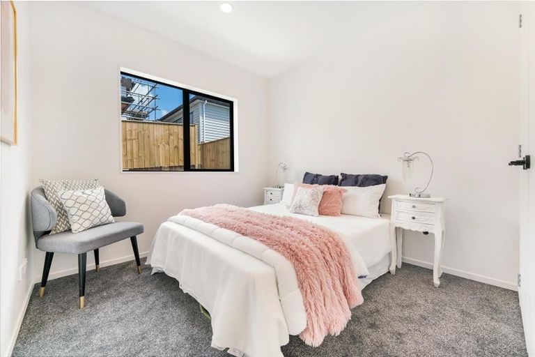 Photo of property in 27 Cloonlyon Drive, Flat Bush, Auckland, 2019