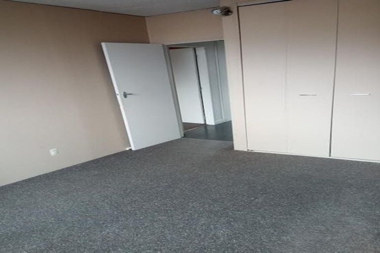 Photo of property in Beresford Apartments, 118u5 Russell Terrace, Berhampore, Wellington, 6023