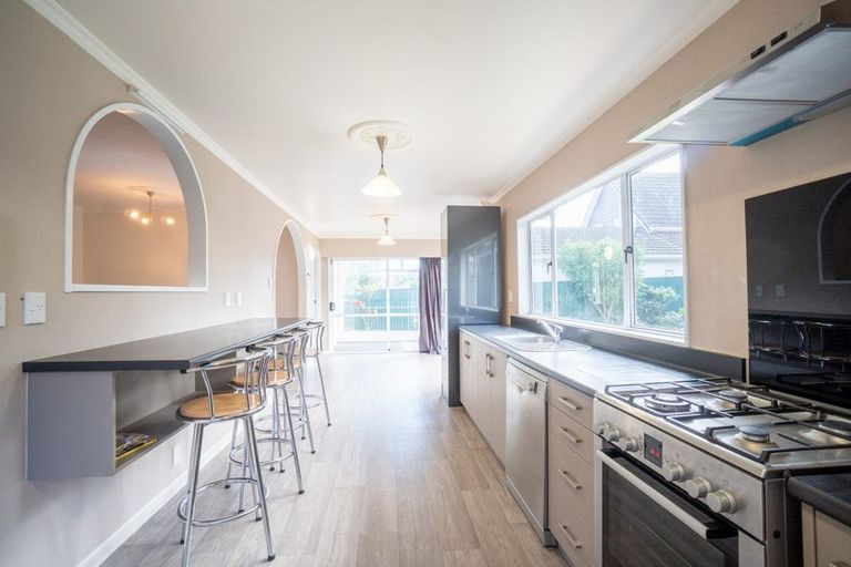 Photo of property in 20 Karina Terrace, Roslyn, Palmerston North, 4414