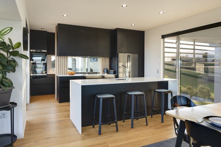 Photo of property in 28 Lindup Road, Lower Moutere, Upper Moutere, 7175