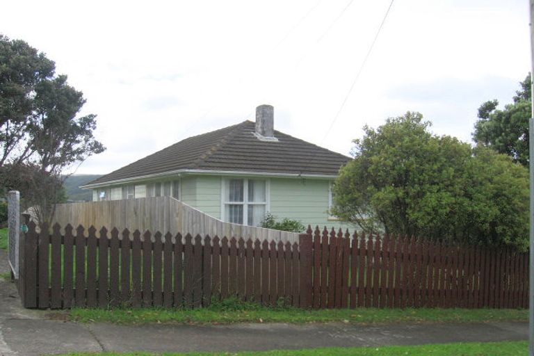Photo of property in 31 Turkington Street, Tawa, Wellington, 5028