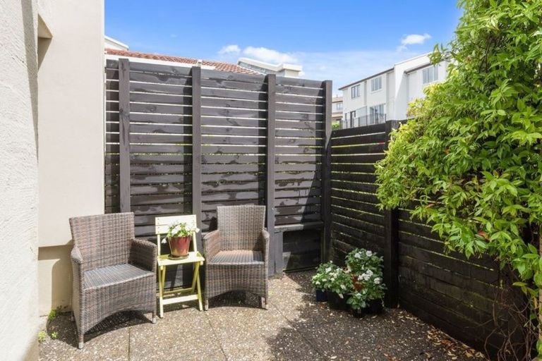 Photo of property in 140 Gills Road, Albany Heights, Auckland, 0632