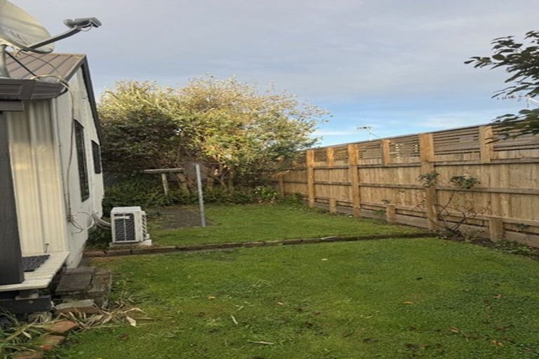 Photo of property in 5 Flanders Avenue, Onekawa, Napier, 4110