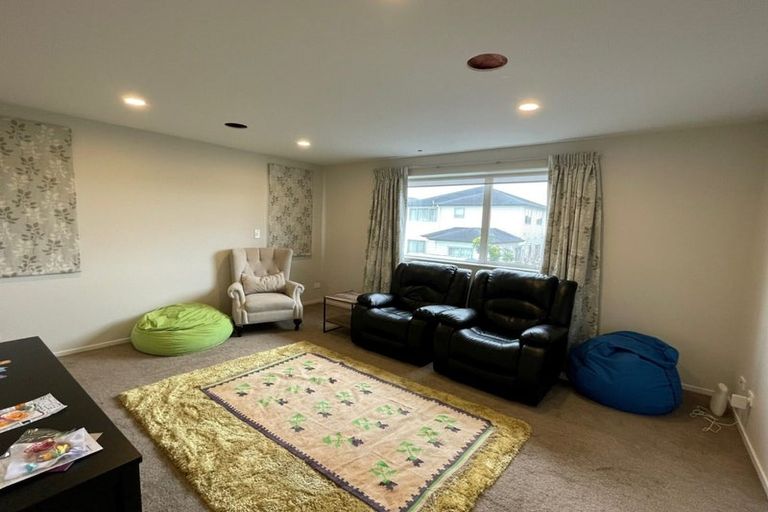 Photo of property in 3 Carrickdawson Drive, Flat Bush, Auckland, 2019