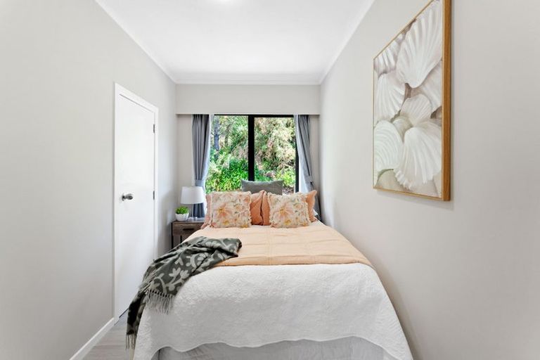 Photo of property in 57 Masons Road, East Tamaki Heights, Auckland, 2016