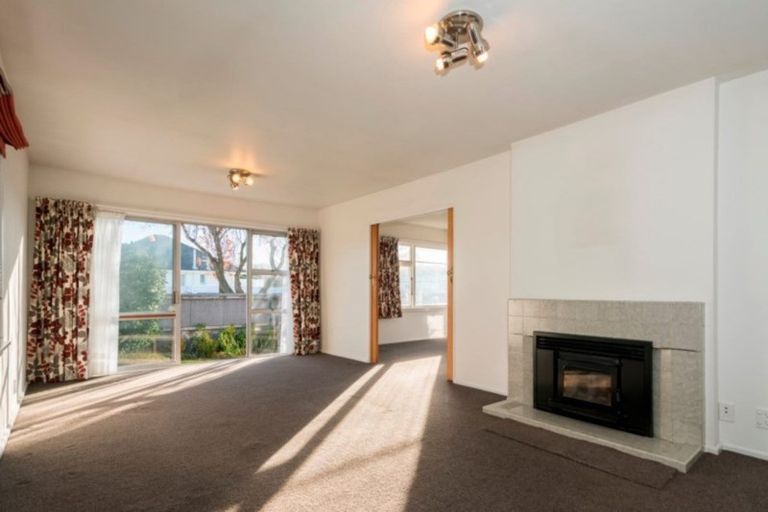 Photo of property in 27 Ravenna Street, Avonhead, Christchurch, 8042