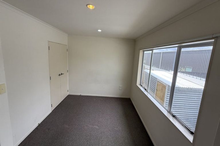 Photo of property in 3 Warwick Road, Stratford, 4332