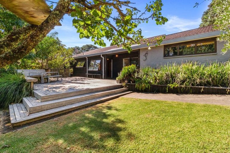 Photo of property in 32 Mount Avenue, Pauanui, Hikuai, 3579