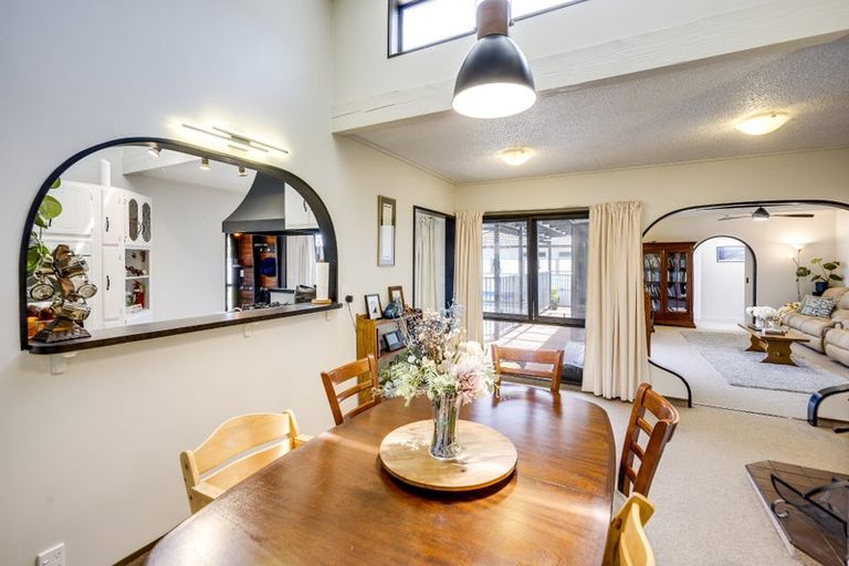 Photo of property in 1/117 Guppy Road, Taradale, Napier, 4112