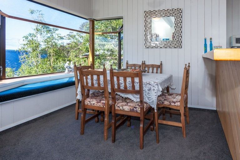Photo of property in 105 Park Avenue, Whangamata, 3620