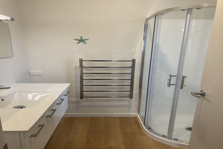 Photo of property in 17 Daniels Terrace, Wanaka, 9305