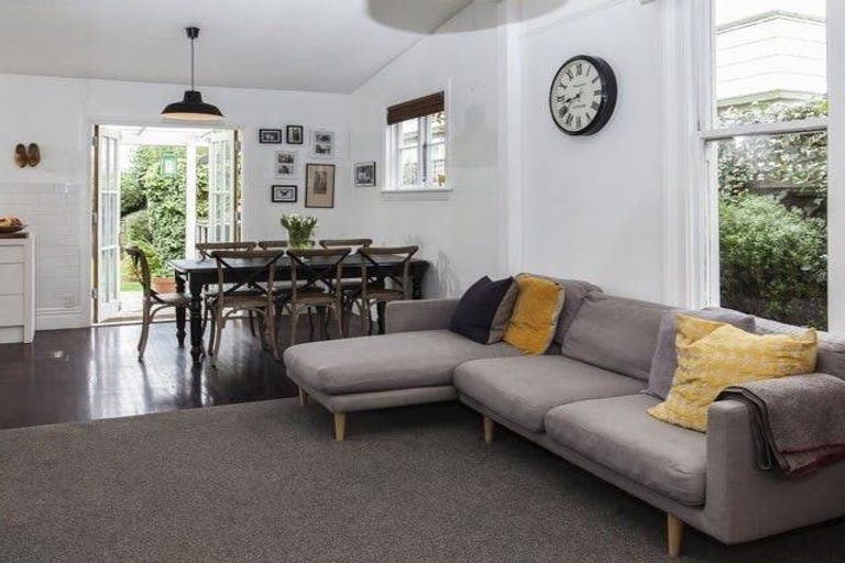 Photo of property in 56 Winton Street, St Albans, Christchurch, 8014