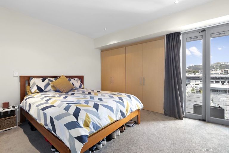 Photo of property in Sanctum Apartment, 10 Ebor Street, Te Aro, Wellington, 6011