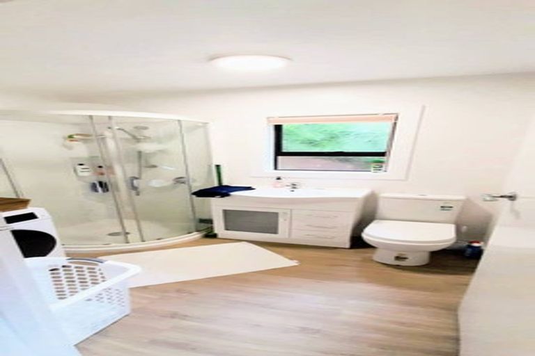 Photo of property in 1/6 Main Road, Wainuiomata, Lower Hutt, 5014