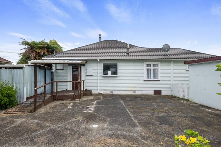 Photo of property in 26 George Street, Levin, 5510