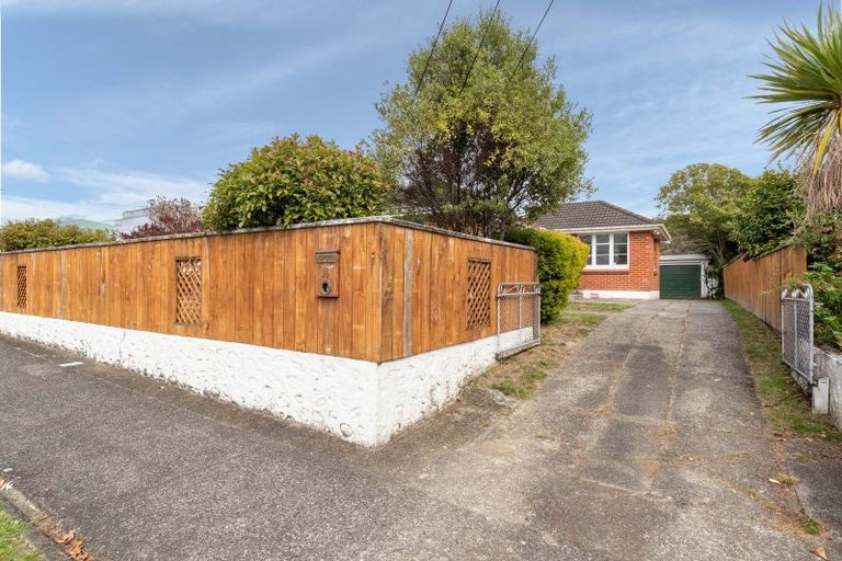 Photo of property in 14 John Street, Trentham, Upper Hutt, 5018