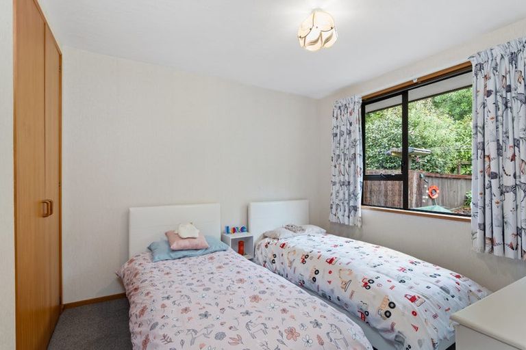 Photo of property in 1/8 Torvill And Dean Lane, Cashmere, Christchurch, 8022