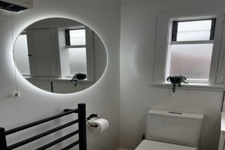 Photo of property in 1/141 Somerfield Street, Somerfield, Christchurch, 8024