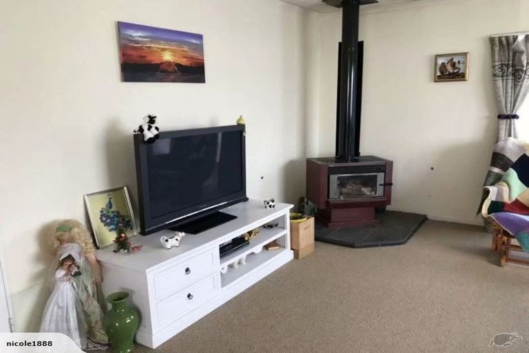 Photo of property in 61f1 Woodhouse Avenue, Karori, Wellington, 6012