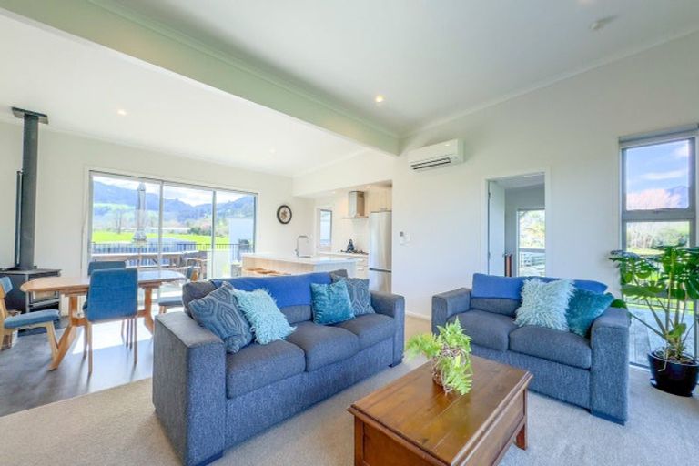 Photo of property in 72 Neavesville Road, Puriri, Thames, 3578