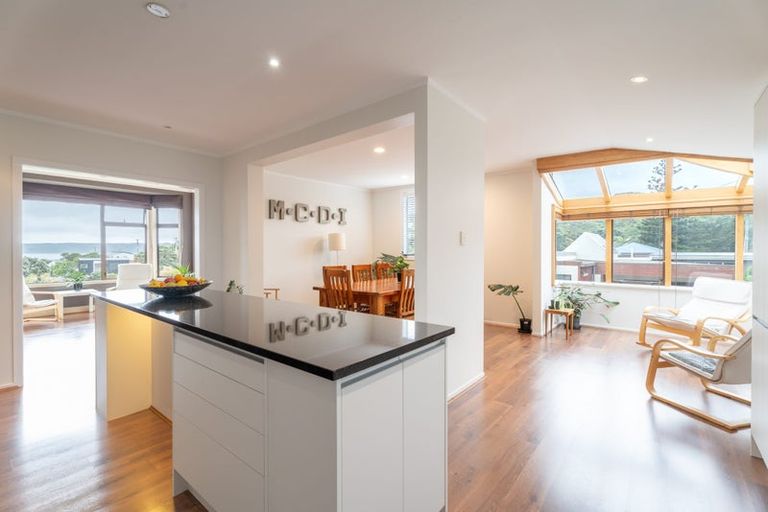 Photo of property in 21 Thornley Street, Titahi Bay, Porirua, 5022