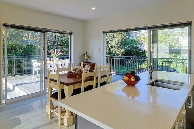 Photo of property in 3/15 Walter Street, Hauraki, Auckland, 0622