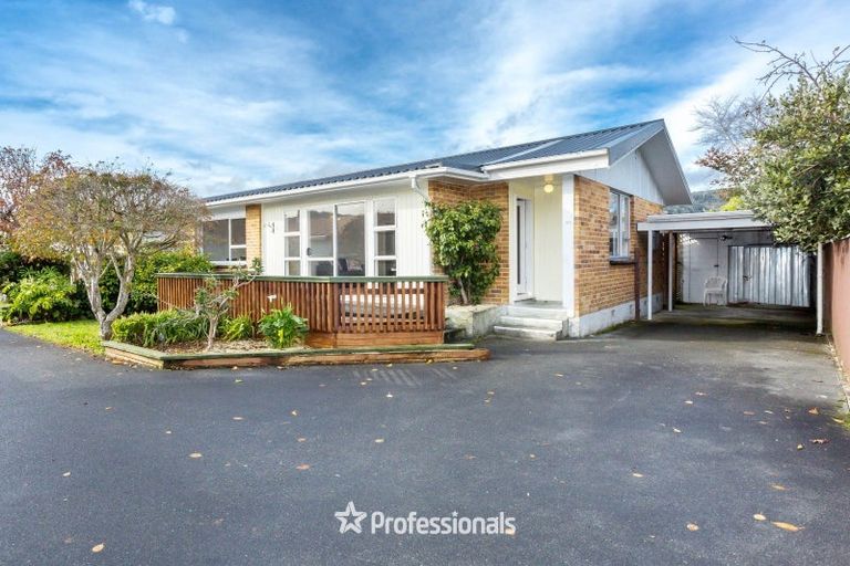 Photo of property in 31a-b Thackeray Street, Trentham, Upper Hutt, 5018