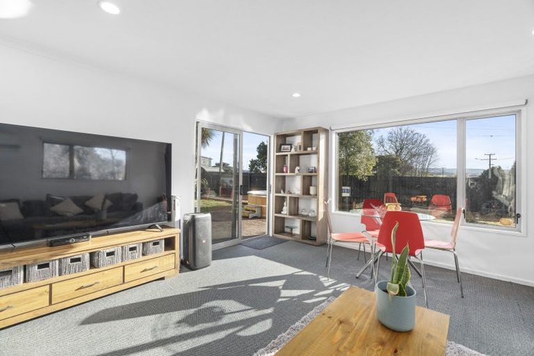 Photo of property in 3 Goodwin Street, Waihola, Milton, 9073